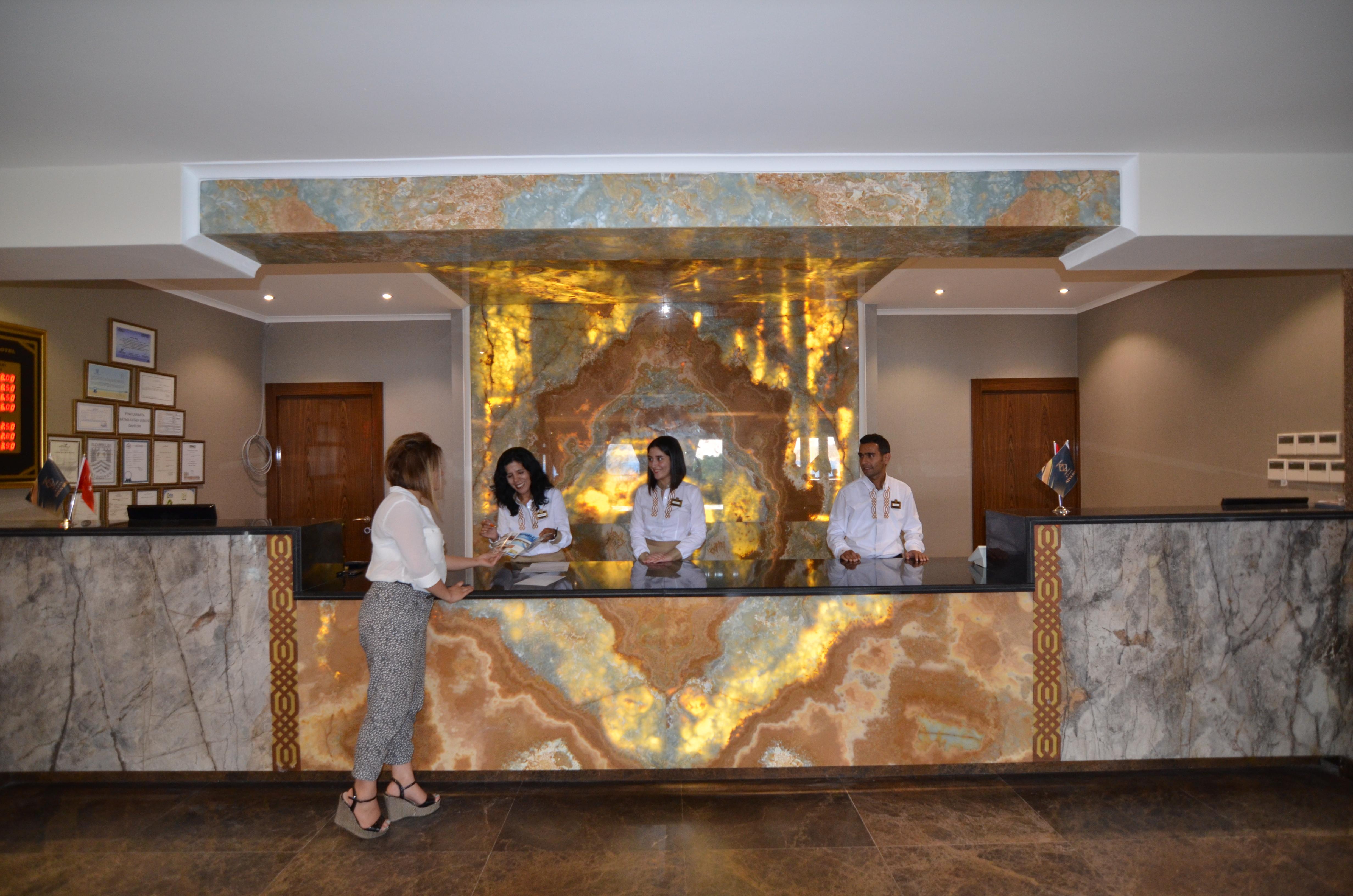 Azka Hotel Bodrum Luaran gambar