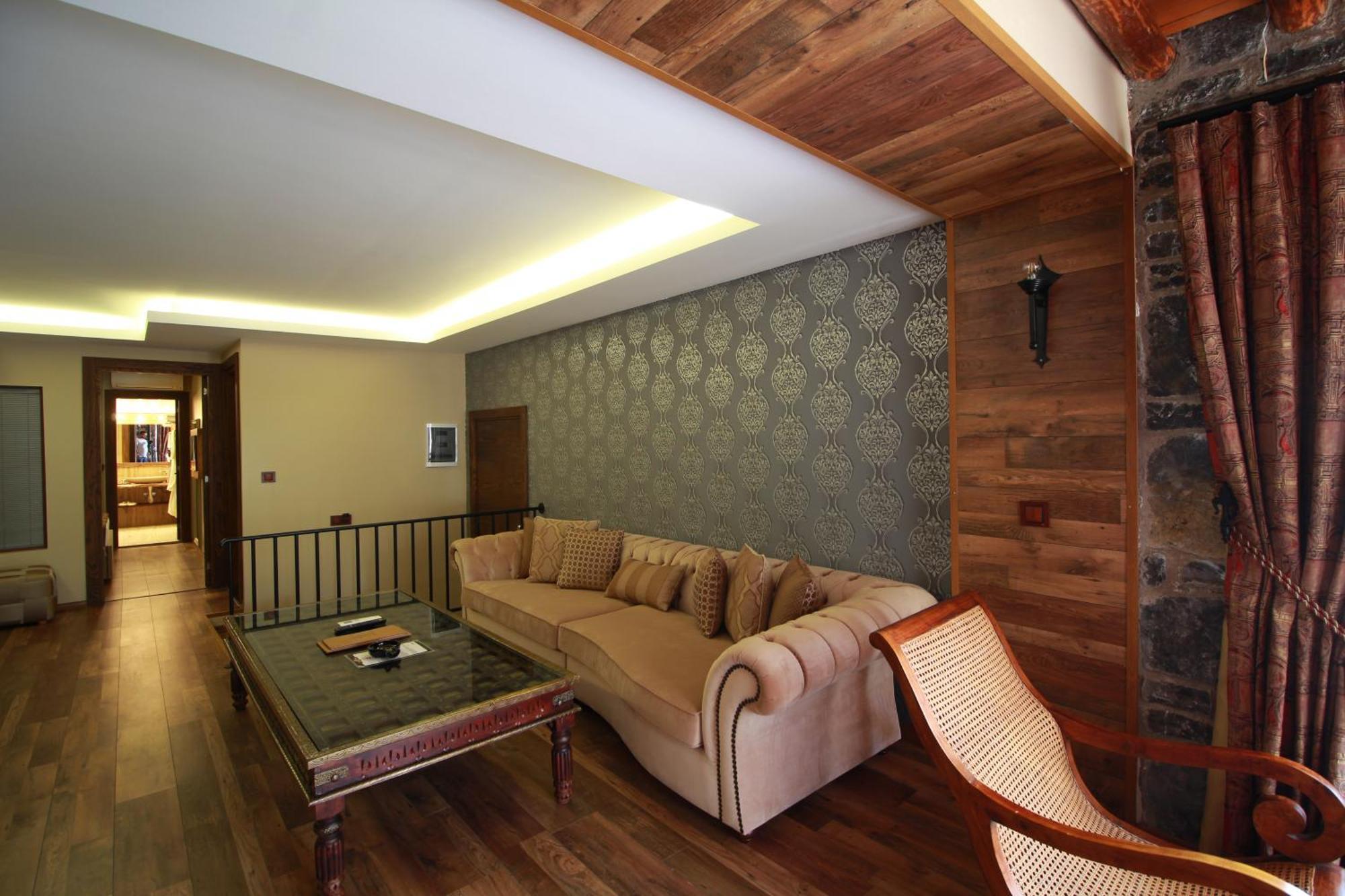 Azka Hotel Bodrum Luaran gambar