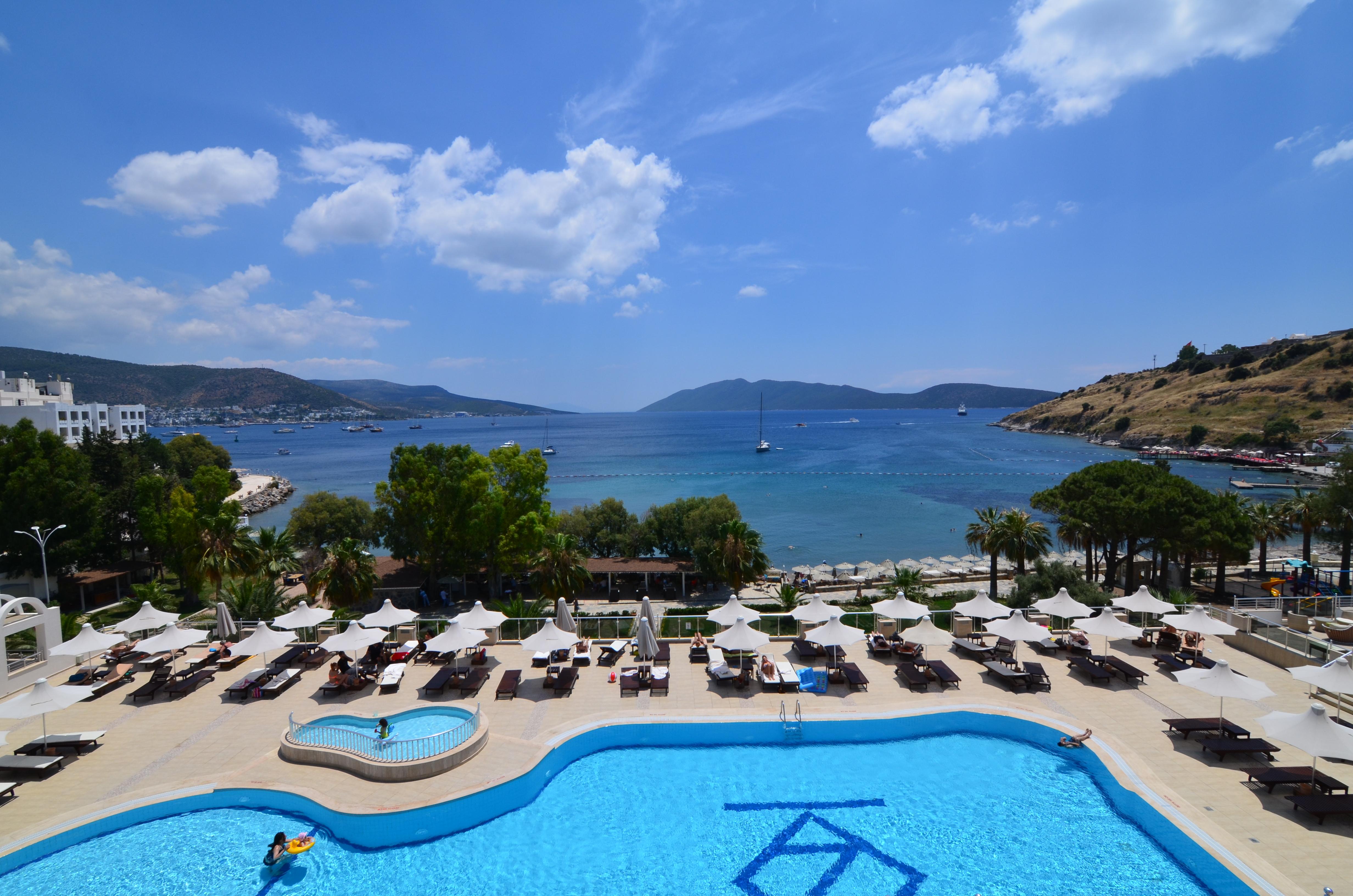 Azka Hotel Bodrum Luaran gambar